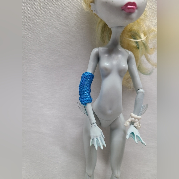 Monster High Lagoona Blue Dot Dead Gorgeous Doll 11" Preowned Incomplete - Picture 3 of 8